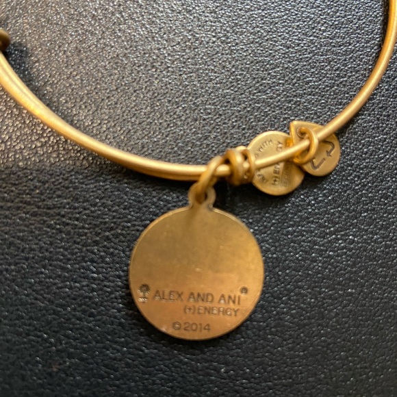 “Mothers” Alex and Ani bracelet 2014. - Picture 2 of 3
